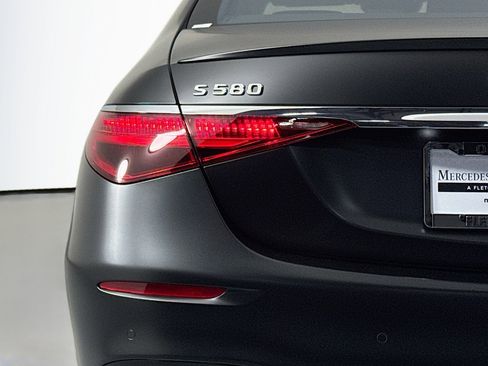 New 2026 Mercedes-Benz S 580 4MATIC Sedan image 14