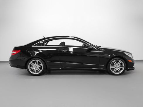 Used 2010 Mercedes-Benz E 550 Coupe image 13