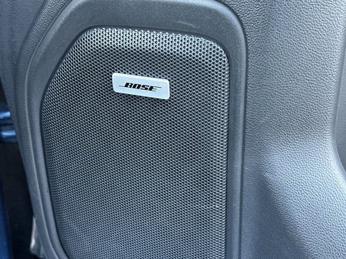 Used 2019 Chevrolet Silverado 1500 High Country image 19