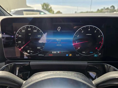 Used 2026 Mercedes-Benz GLA 250 4MATIC image 25