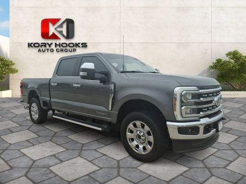 Used 2025 Ford F250 Lariat w/ Chrome Package AWD/4WD image 5