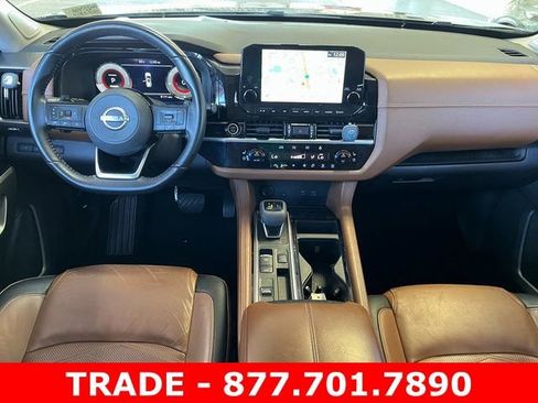 Used 2022 Nissan Pathfinder Platinum w/ Cargo Package image 14