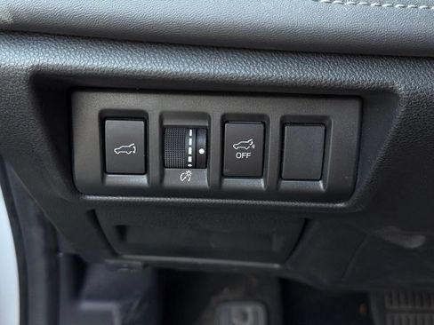 Used 2022 Subaru Outback Touring XT AWD/4WD image 23