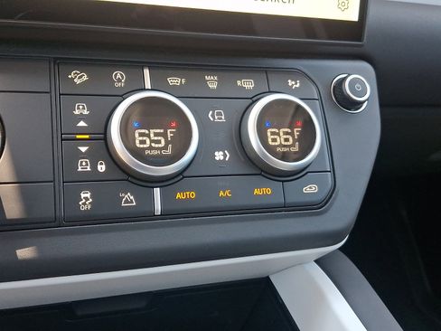 Used 2026 Land Rover Defender 130 S AWD/4WD image 15