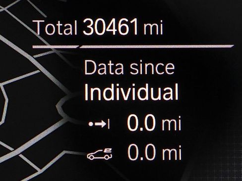 Used 2023 BMW 530e 530e iPerformance w/ Convenience Package image 32