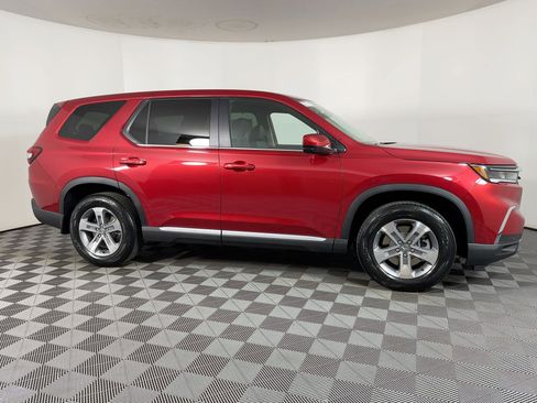New 2025 Honda Pilot EX-L image 7