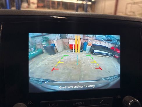 Certified 2024 Nissan Frontier SL image 22