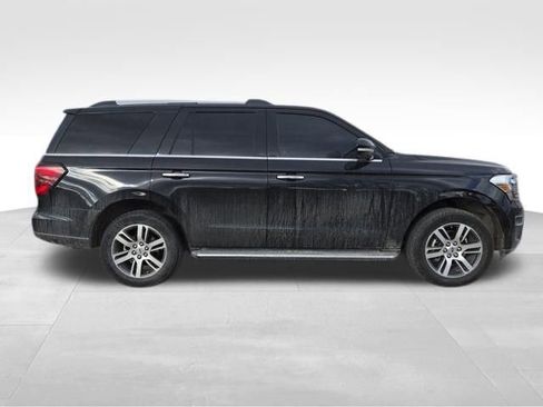 Used 2022 Ford Expedition Limited image 13