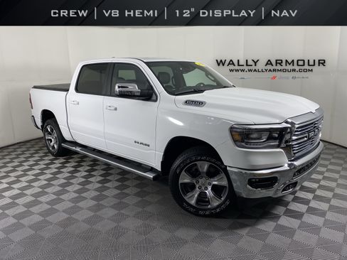 Used 2024 RAM 1500 Laramie AWD/4WD image 1