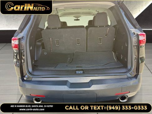 Used 2018 Chevrolet Traverse LS w/ LPO, Floor Liner Package FWD image 17