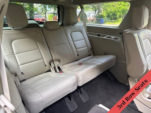 Used 2021 Lincoln Navigator L Reserve w/ Luxury Package AWD/4WD image 37