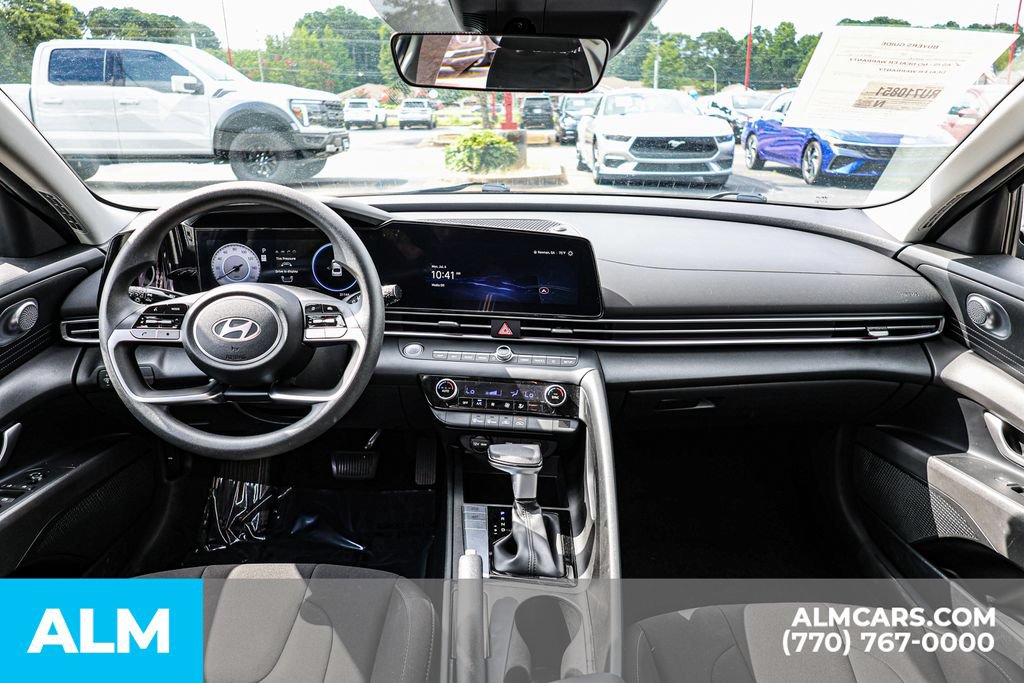 Used 2024 Hyundai Elantra SEL FWD image 27