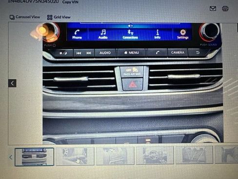 Used 2025 Nissan Altima 2.5 SV FWD image 8