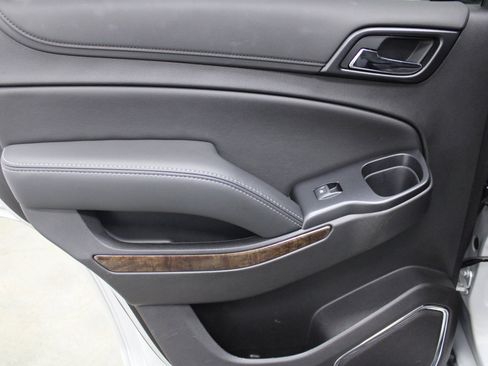 Used 2019 Chevrolet Tahoe LS image 18