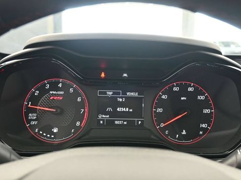 Used 2025 Chevrolet Trax RS w/ Driver Confidence Package FWD image 24