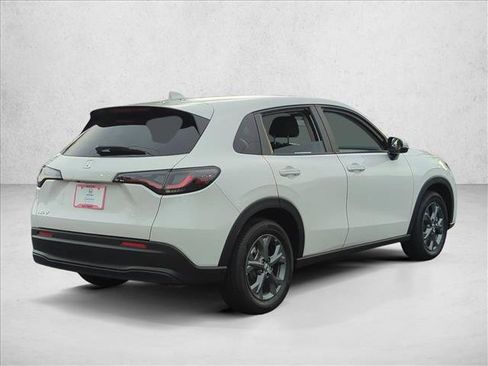 Certified 2026 Honda HR-V LX image 5