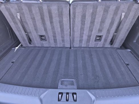 Used 2023 Ford Explorer XLT w/ Equipment Group 202A RWD image 33