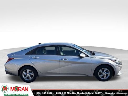 Used 2021 Hyundai Elantra SE image 6