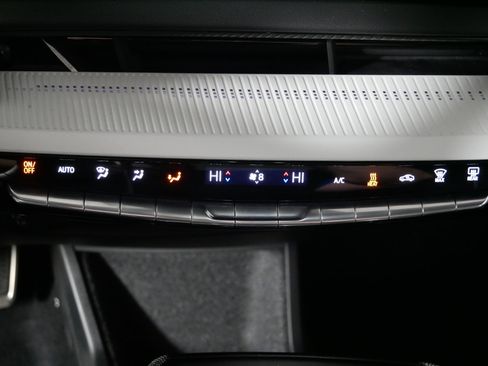 Used 2025 Cadillac Optiq Sport 2 w/ LPO, Floor Liner Package image 23