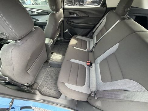 Used 2024 Chevrolet TrailBlazer LT w/ Driver Confidence Package AWD/4WD image 12