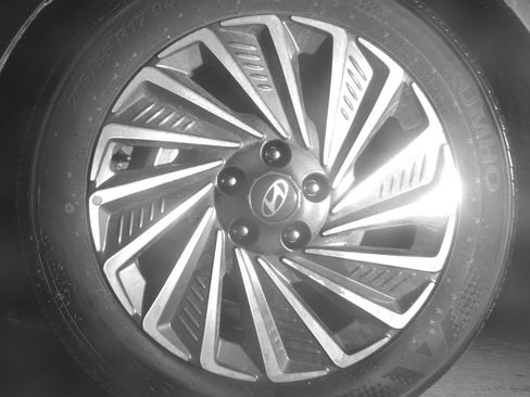 Used 2025 Hyundai Sonata SEL FWD image 12