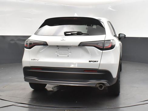 Used 2024 Honda HR-V Sport image 7
