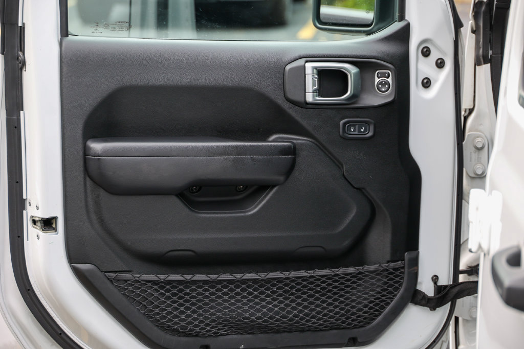 Used 2020 Jeep Wrangler Unlimited Sport S AWD/4WD image 4