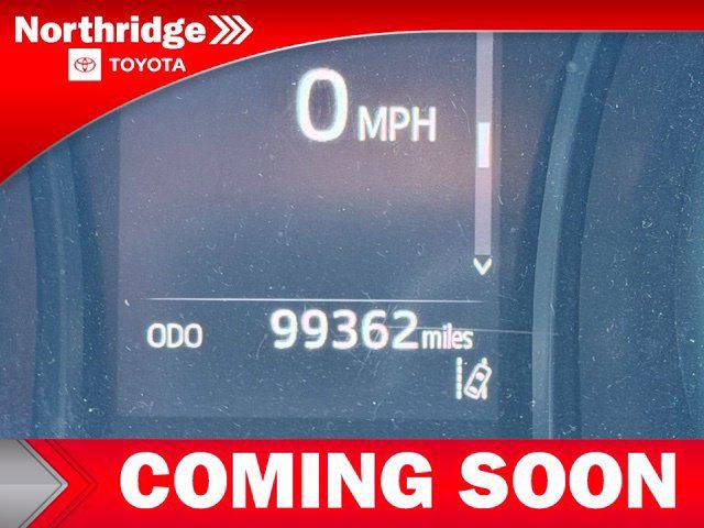 Used 2021 Toyota Camry SE w/ Carpet Mat Package (TMS) FWD image 10