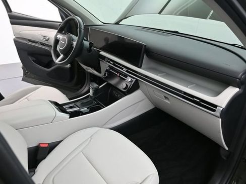 Used 2026 Hyundai Tucson SEL FWD image 28