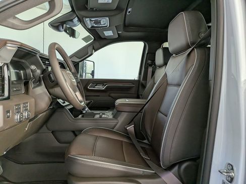 New 2026 GMC Sierra 2500 Denali w/ Denali Reserve Package AWD/4WD image 15