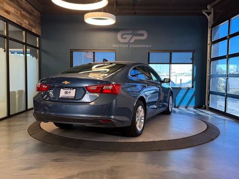Used 2024 Chevrolet Malibu LT FWD image 3