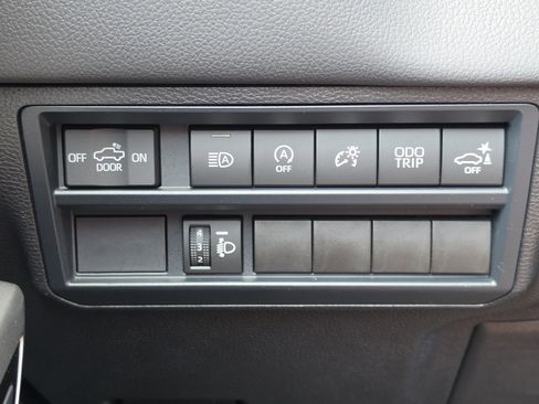 Certified 2025 Toyota Tundra Limited w/ TRD Off-Road Package image 15