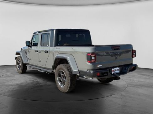 Used 2021 Jeep Gladiator Sport AWD/4WD image 7