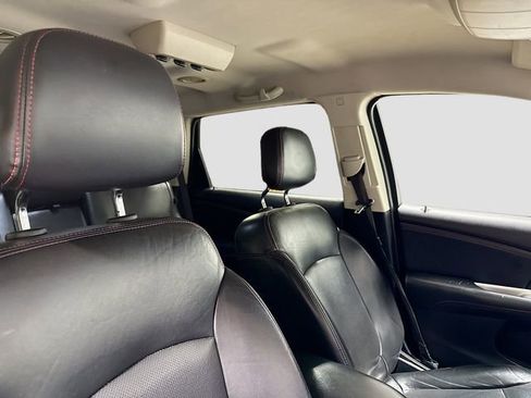 Used 2019 Dodge Journey GT w/ Driver Convenience Group image 31