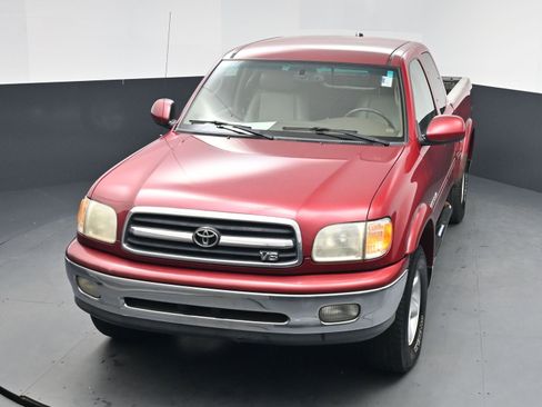 Used 2002 Toyota Tundra Limited image 8