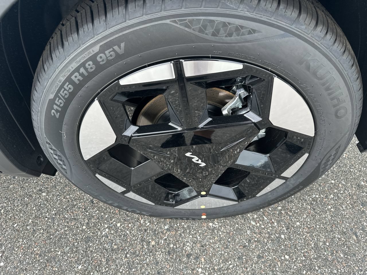 New 2027 Kia Seltos S FWD image 21