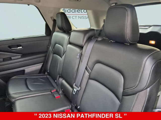 Used 2023 Nissan Pathfinder SL AWD/4WD image 35