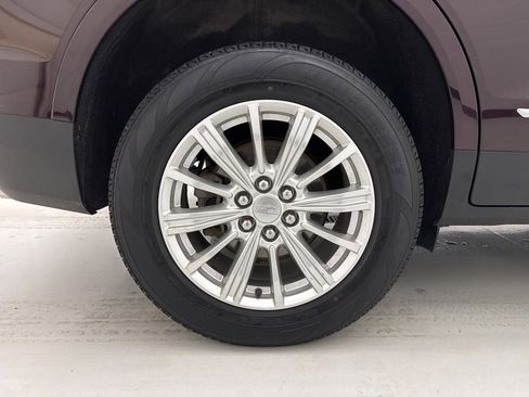 Used 2018 Cadillac XT5 AWD image 14