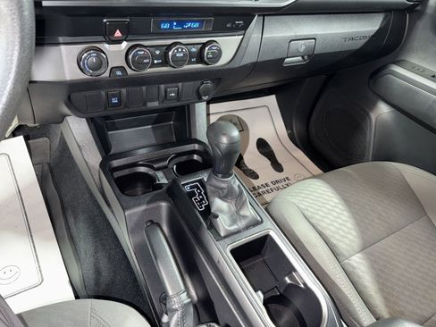 Used 2023 Toyota Tacoma SR AWD/4WD image 23