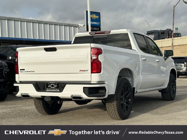 New 2026 Chevrolet Silverado 1500 RST w/ Convenience Package II AWD/4WD image 4
