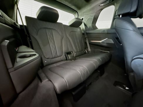 Used 2019 BMW X7 xDrive50i w/ M Sport Package image 30