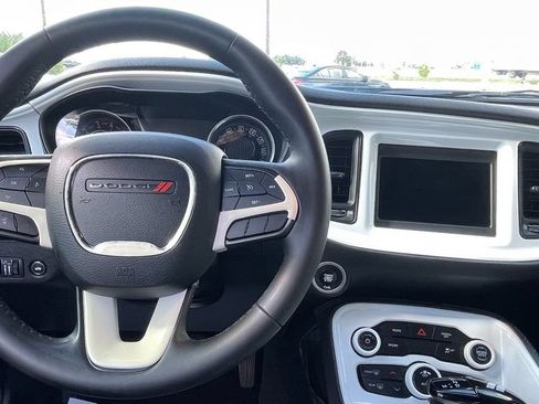 Used 2020 Dodge Challenger SXT RWD image 14