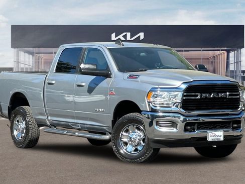Used 2021 RAM 2500 Big Horn AWD/4WD image 2