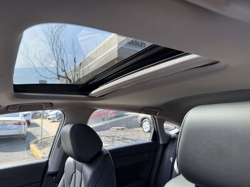 Used 2024 Acura Integra image 29