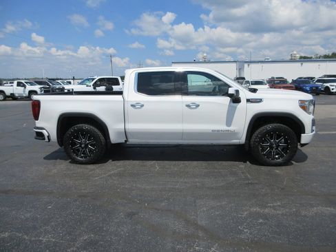 Used 2021 GMC Sierra 1500 Denali w/ Driver Alert Package II AWD/4WD image 2