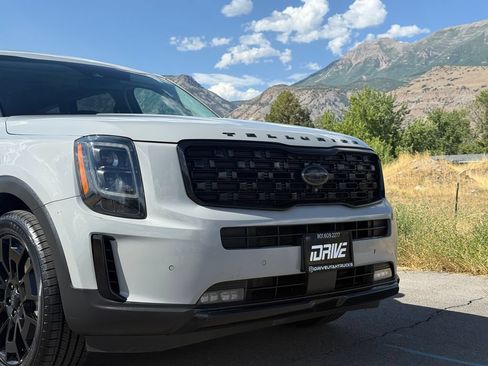 Used 2021 Kia Telluride SX w/ SX Prestige Package AWD/4WD image 16