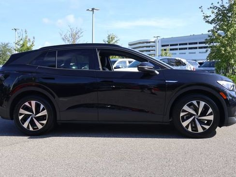 Certified 2023 Volkswagen ID.4 Pro RWD image 9