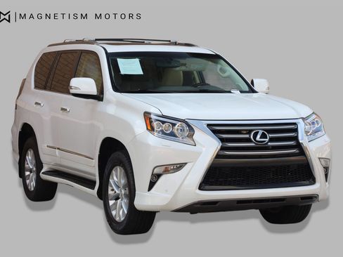 Used 2014 Lexus GX 460 w/ Premium Package AWD/4WD image 5