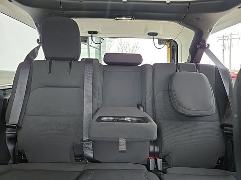 Used 2023 Jeep Wrangler Unlimited AWD/4WD image 42