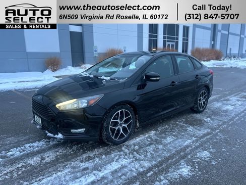 Used 2017 Ford Focus SE FWD image 1